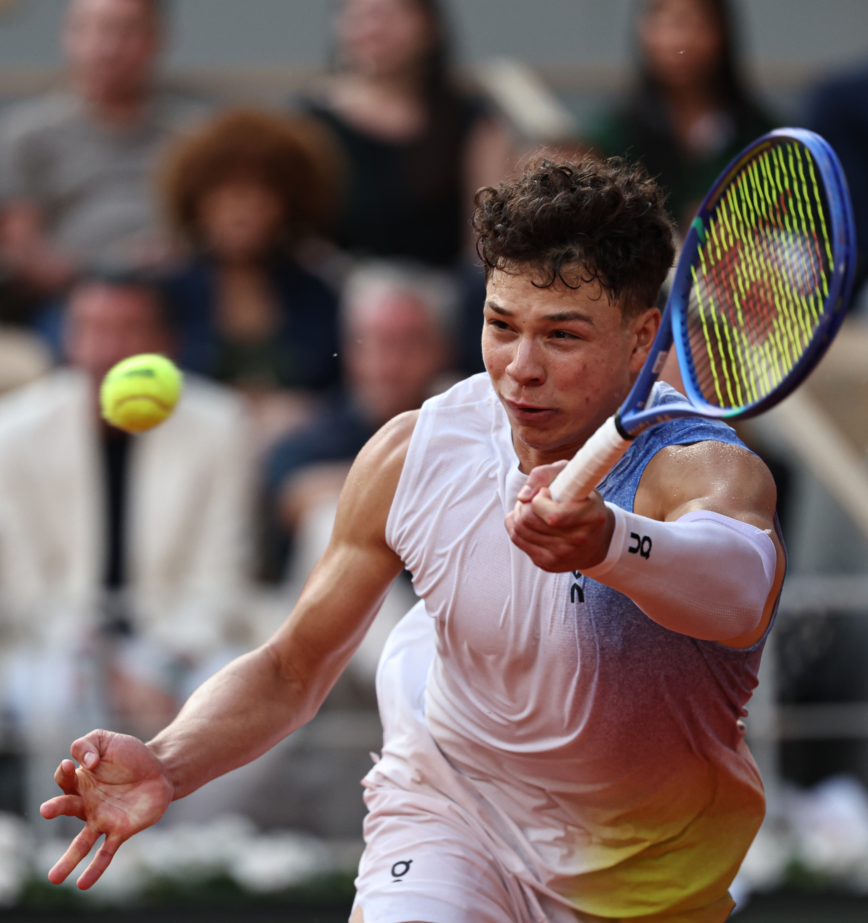 英国网球队鏖战欧洲网球队，阿尔卡拉斯绝境逆转