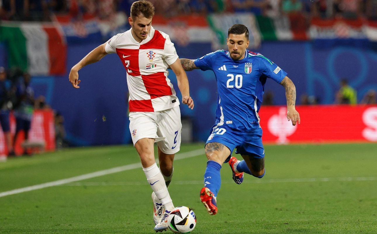 哥伦比亚鏖战克罗地亚，阿圭罗关键制胜