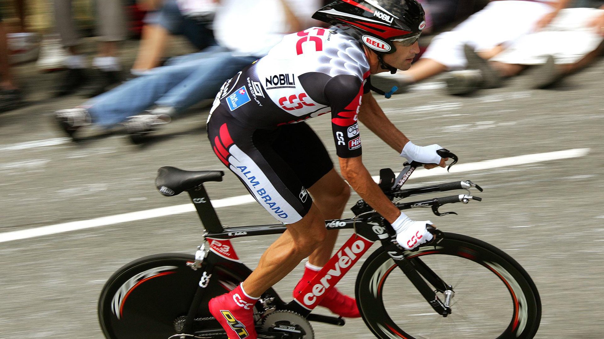 总决赛预演?凯尔特人力克雄鹿的战术启示