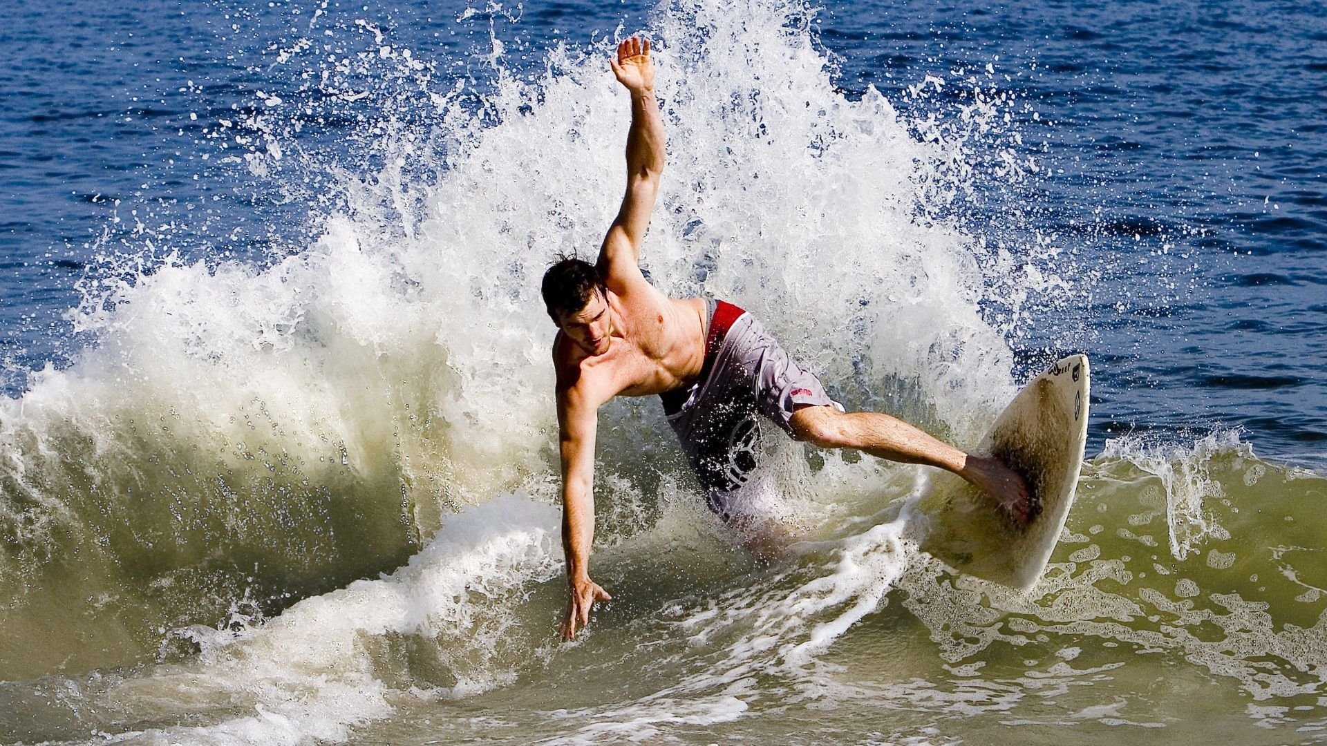武切维奇掌控节奏，山西队以凯尔特人式智慧击败对手